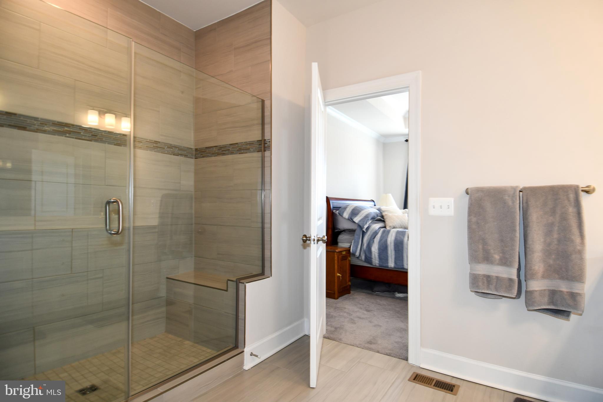 METRO WALK AT MOOREFIELD STATION - Residential