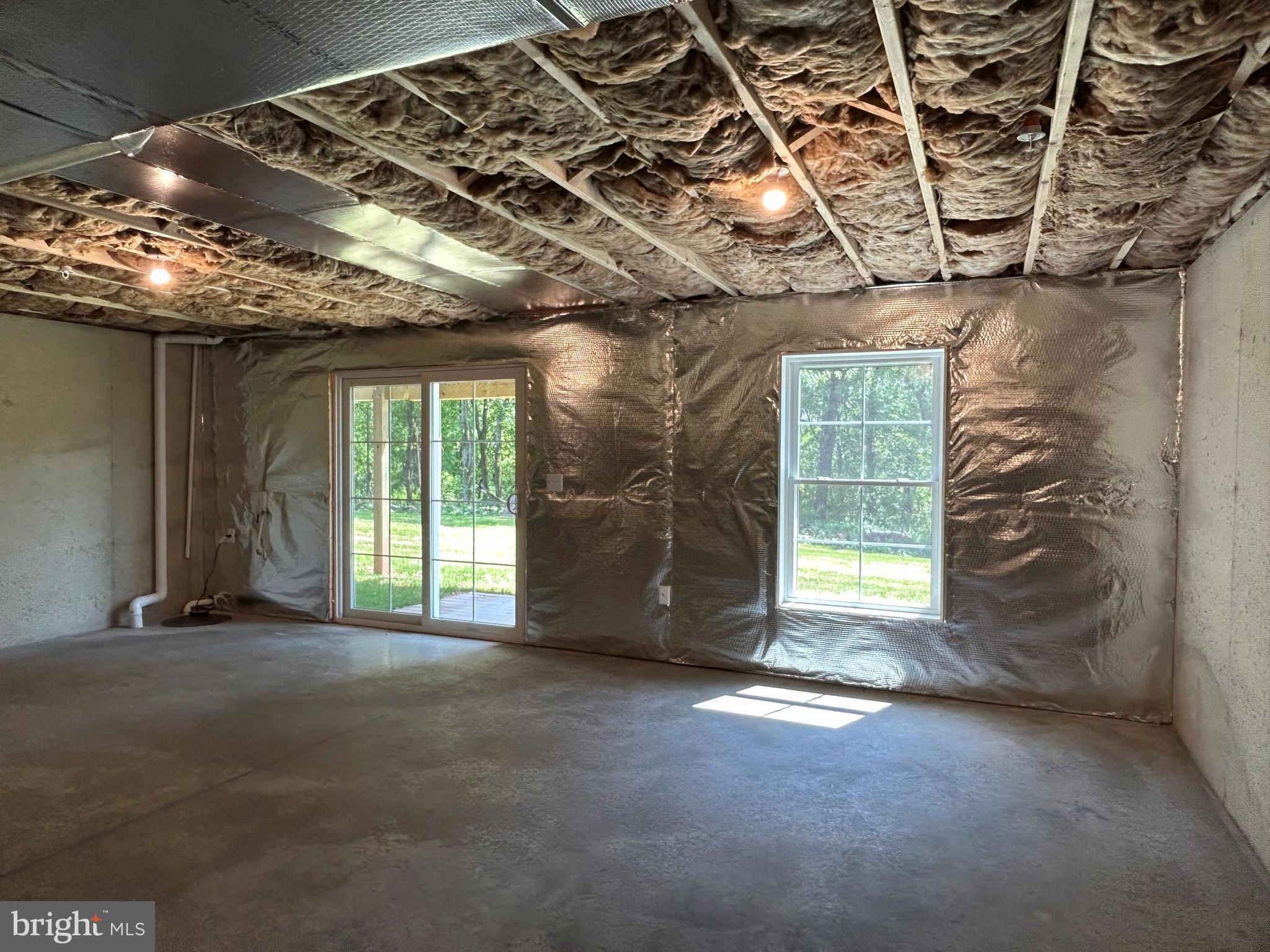 WOODLAND HILLS - Residential