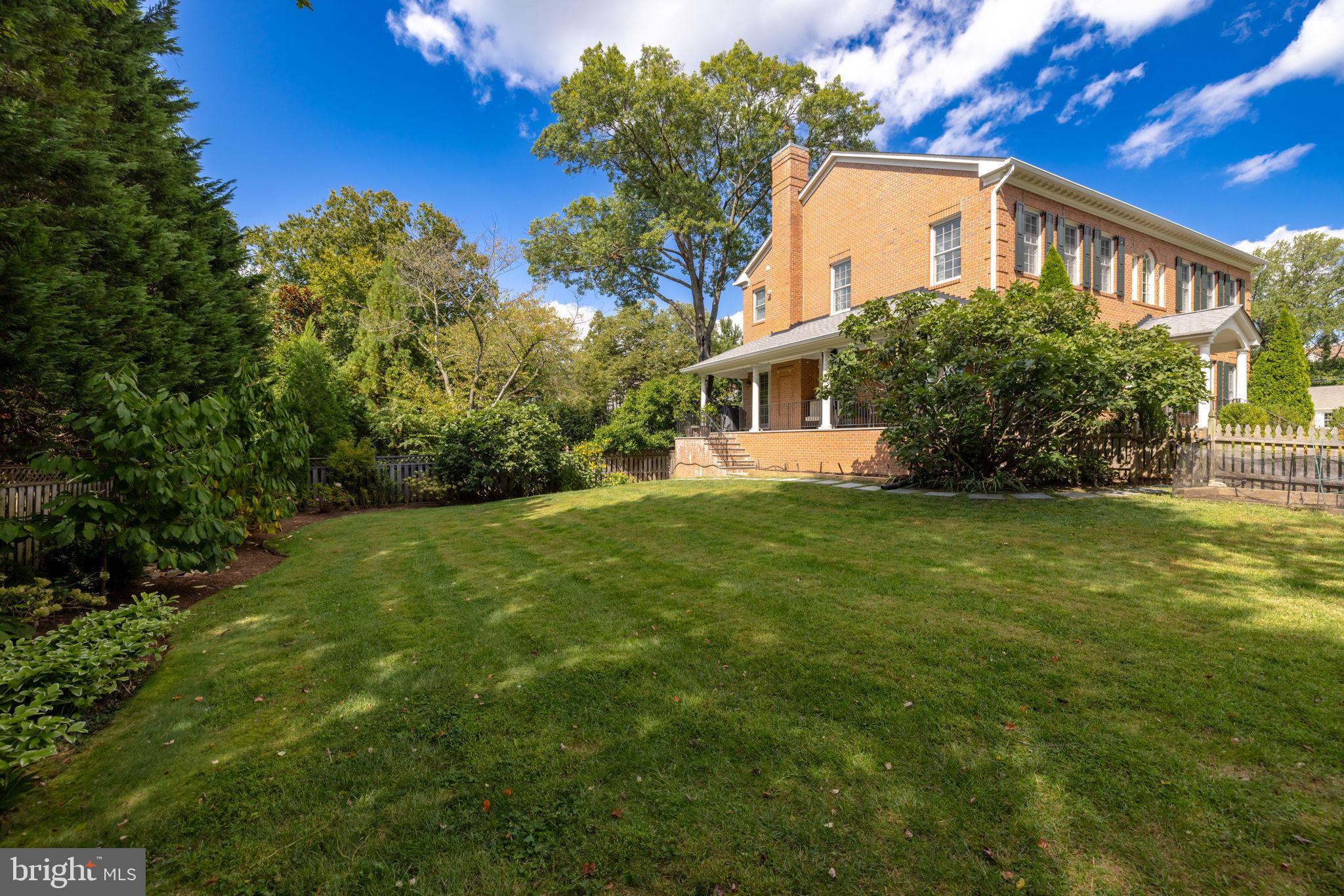 FOGGYS PASTURE - Residential