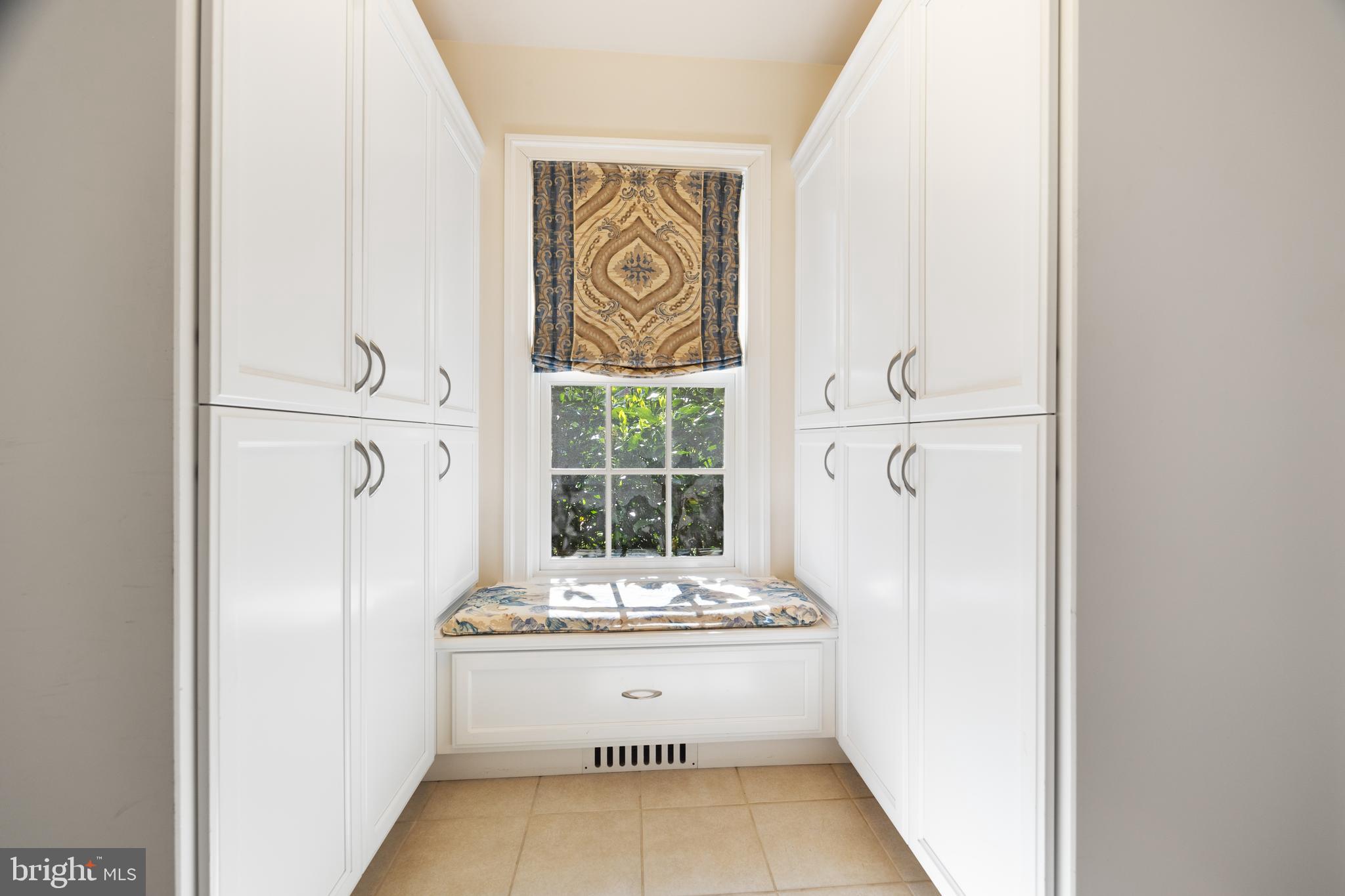 FOGGYS PASTURE - Residential