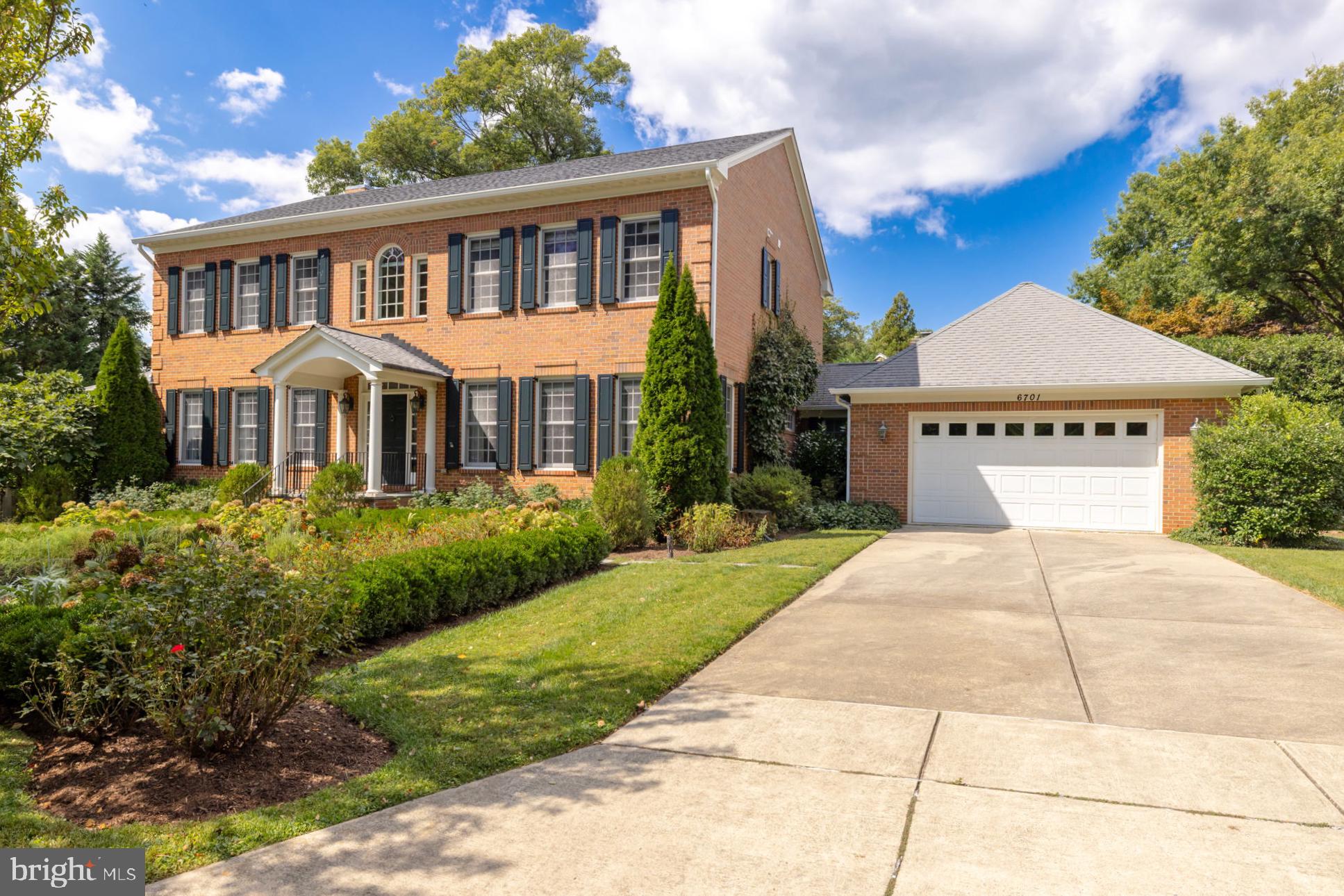 FOGGYS PASTURE - Residential