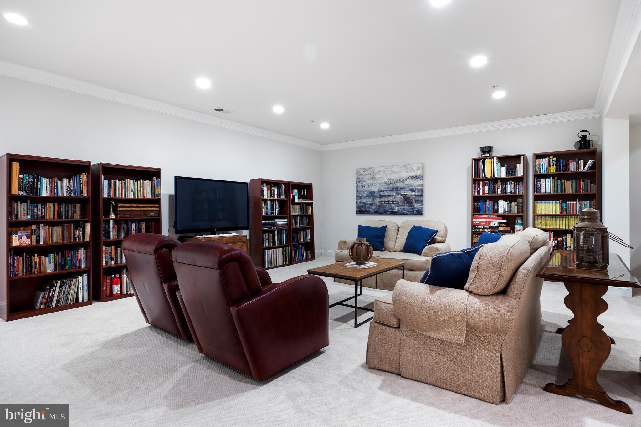 FOGGYS PASTURE - Residential