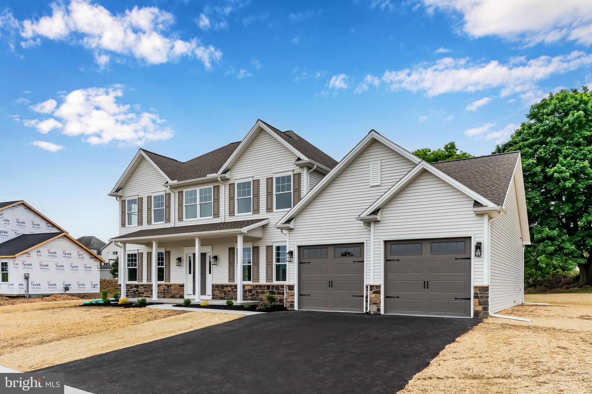 AUTUMN RIDGE - Residential