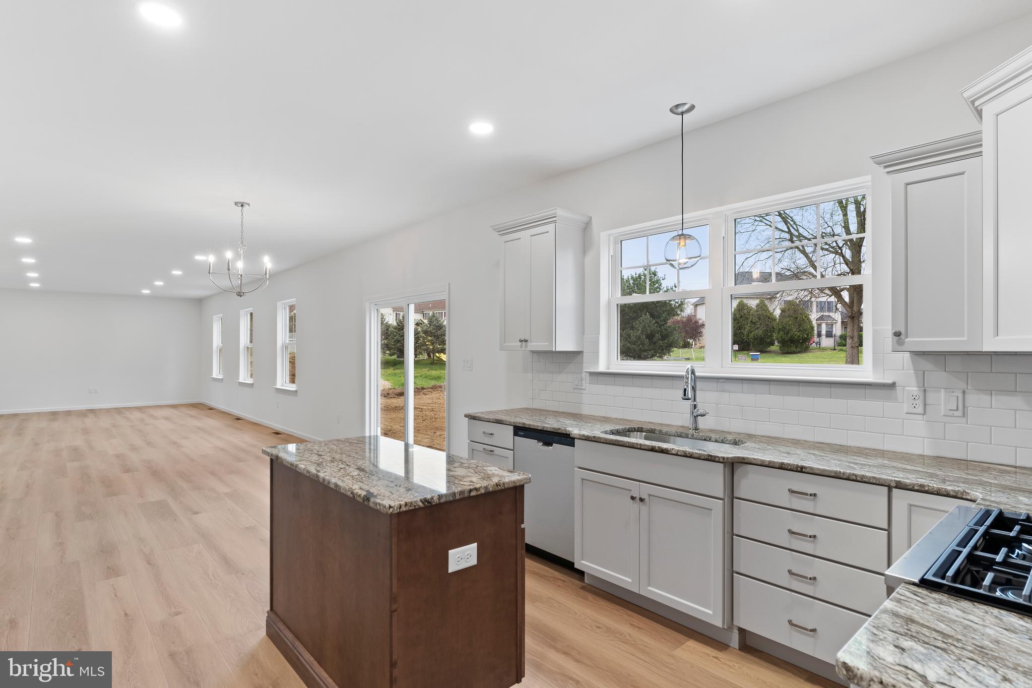 AUTUMN RIDGE - Residential
