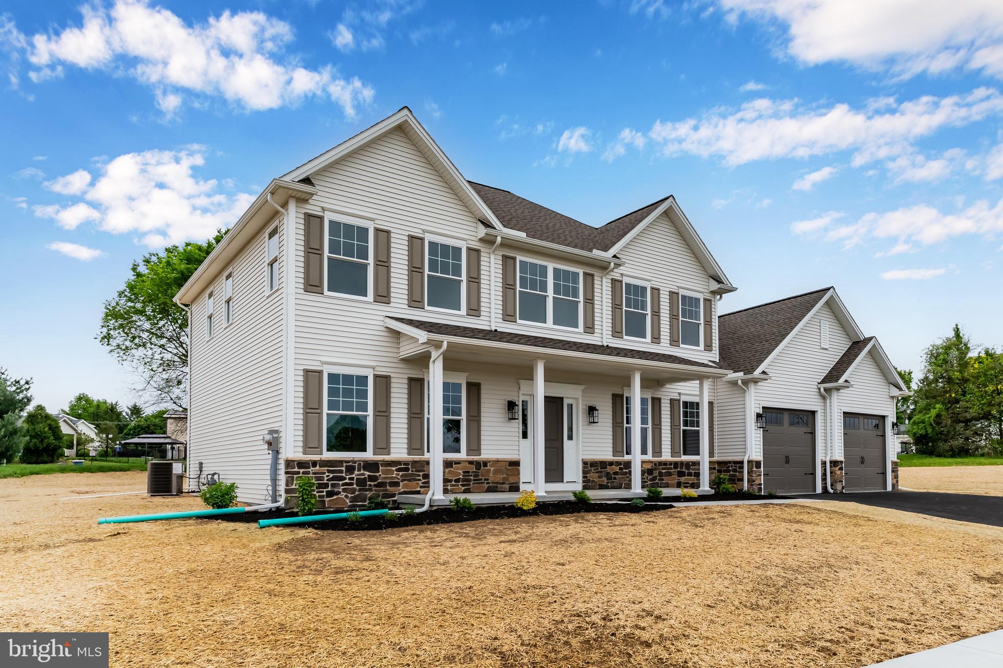 AUTUMN RIDGE - Residential