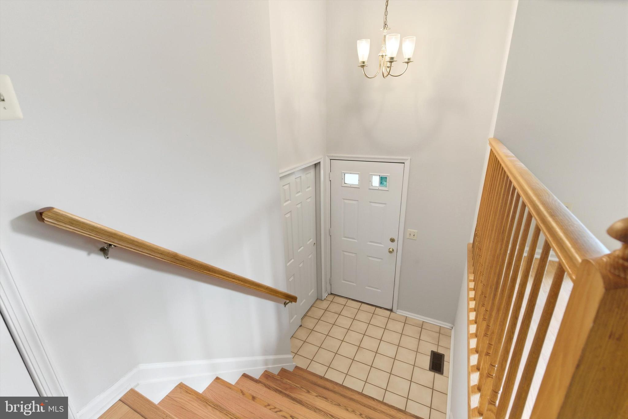53 E SHREWSBURY PLACE