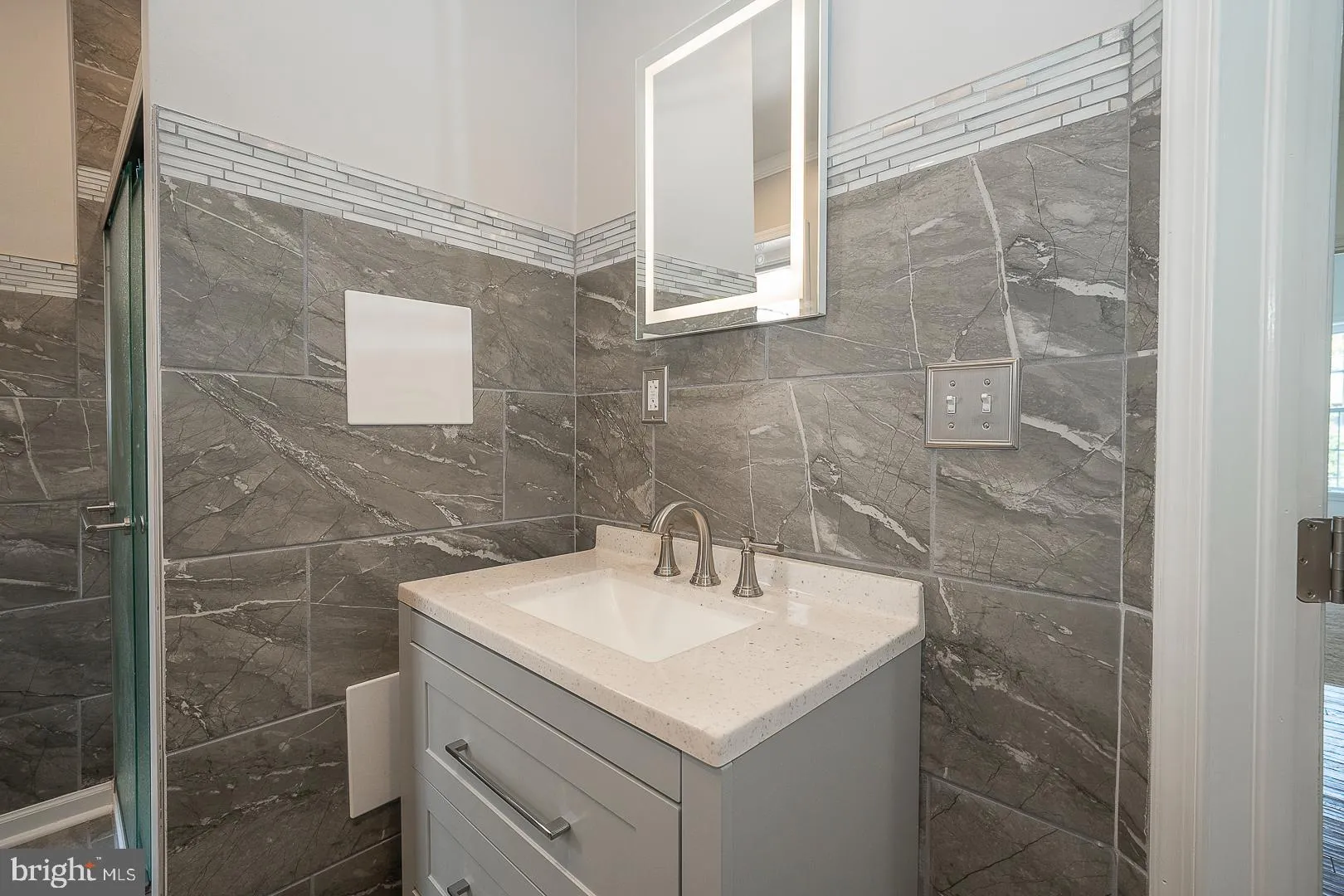 Philadelphia, Pennsylvania 19119, United States, 3 Bedrooms Bedrooms, ,4 BathroomsBathrooms,Residential,Contingent,52662