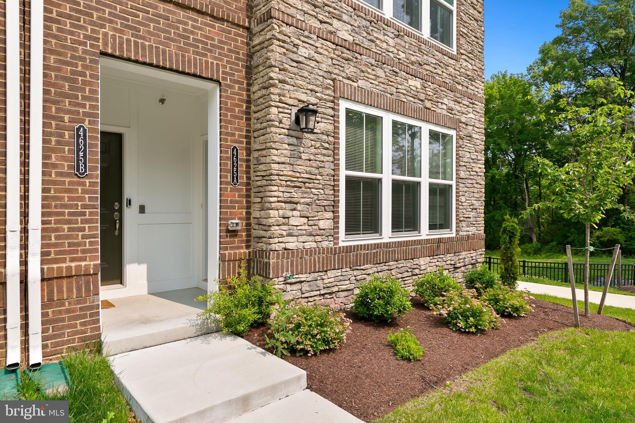 4625 CROSSING COURT A