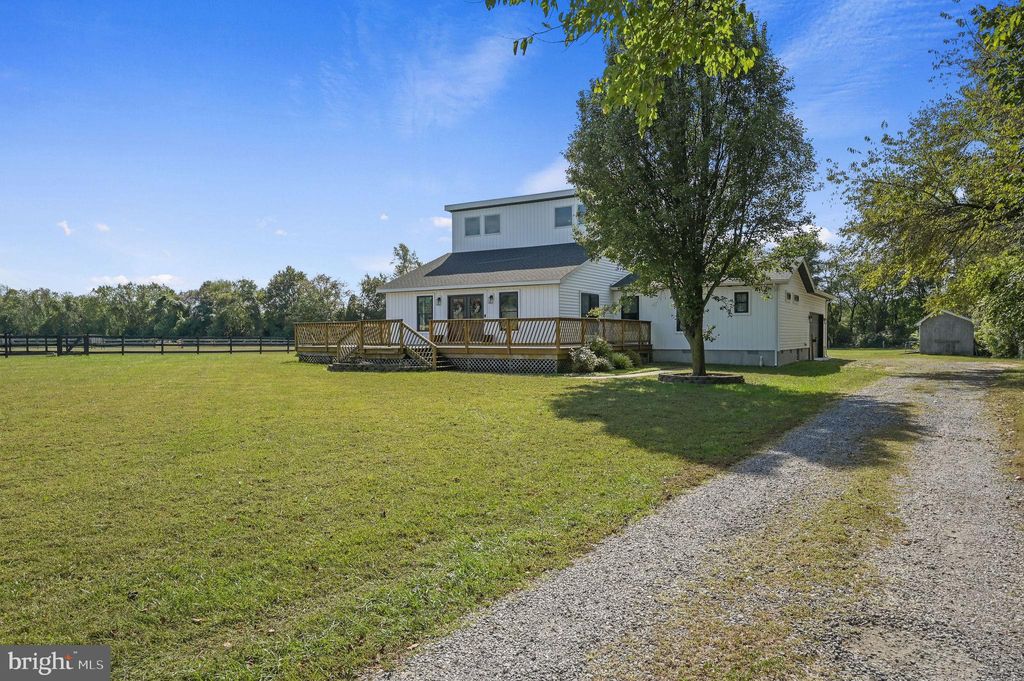 Photo of 1104 Bloomfield Drive, HARRINGTON, DE 19952 (MLS # DEKT2041664)