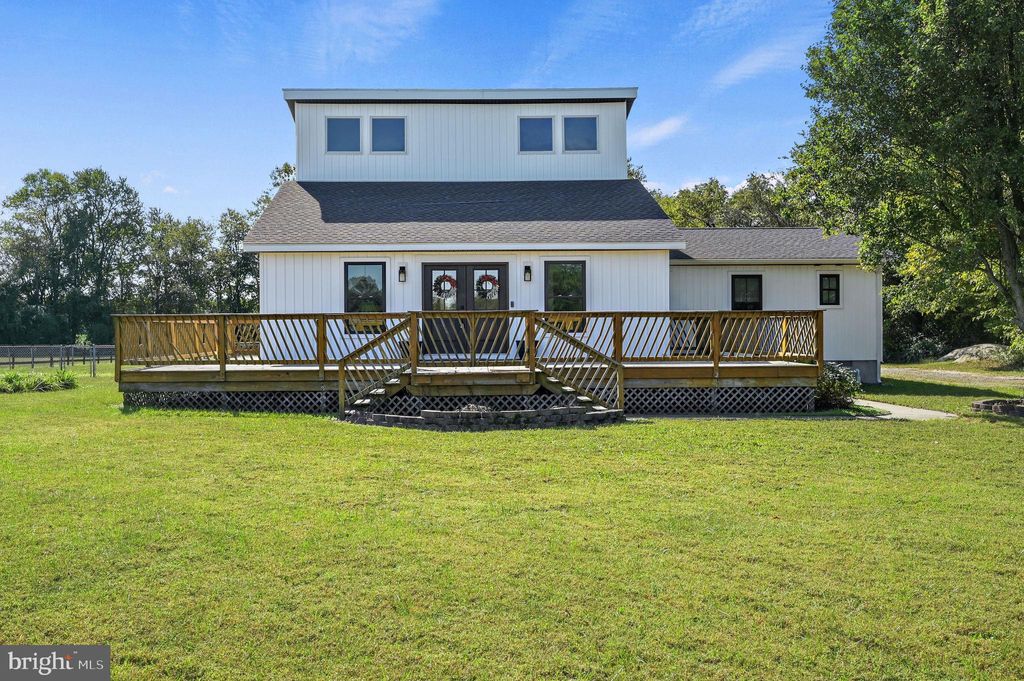 Photo of 1104 Bloomfield Drive, HARRINGTON, DE 19952 (MLS # DEKT2041664)