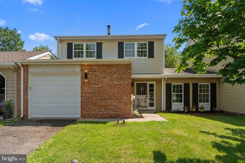 203 COMMONWEALTH DRIVE NEWTOWN PA 18940
