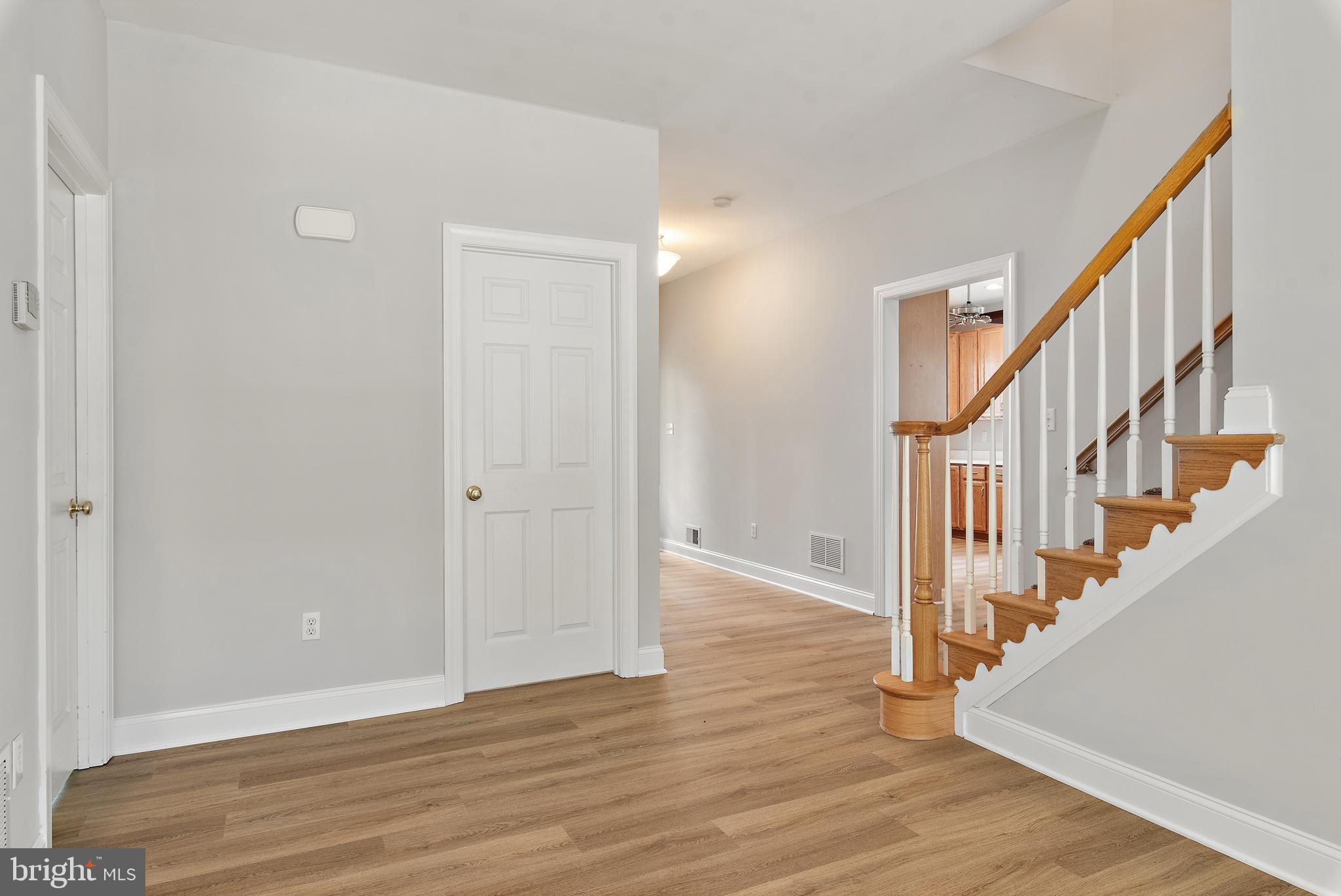 ARUNDEL PLAZA - Residential Lease