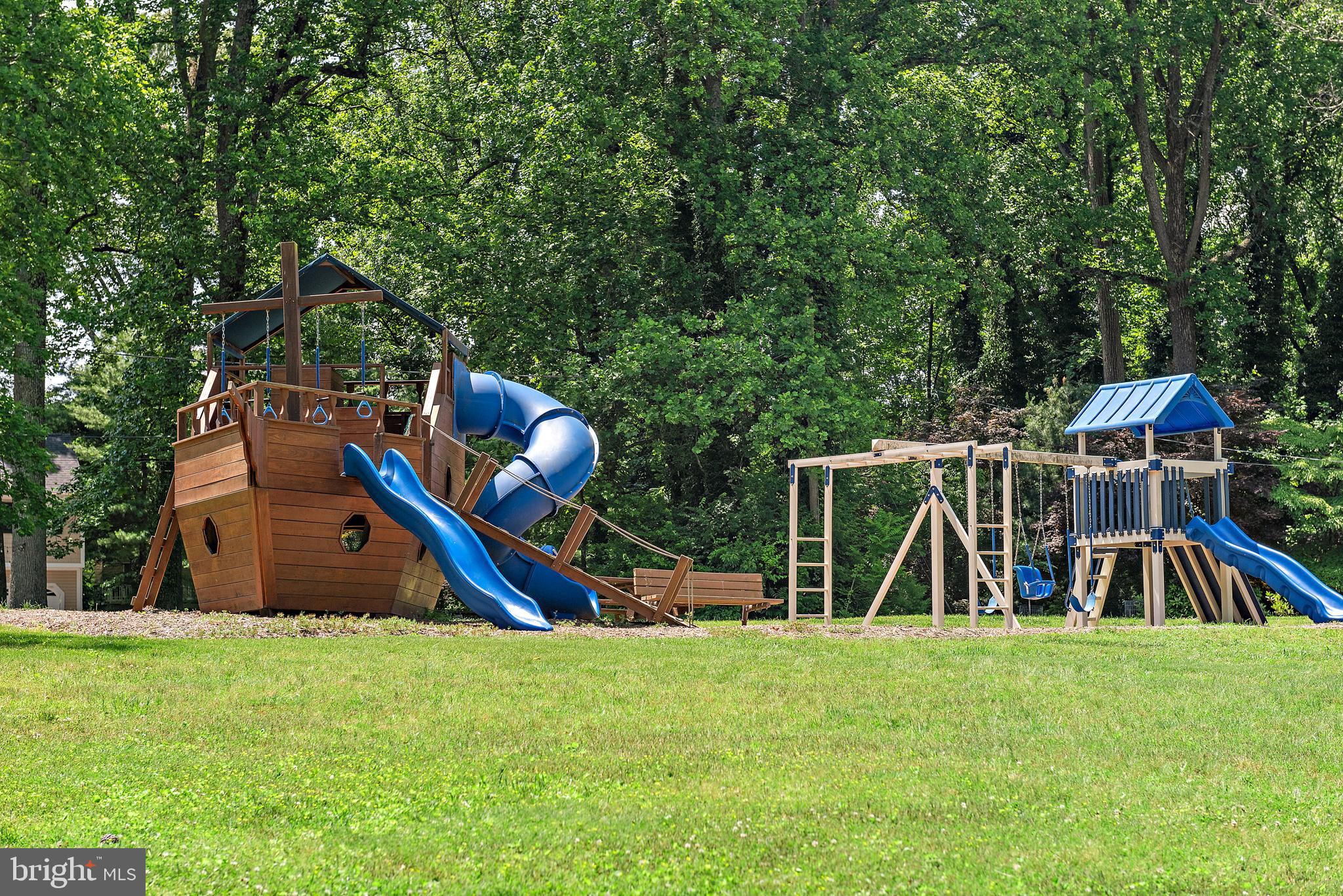 ARUNDEL PLAZA - Residential Lease