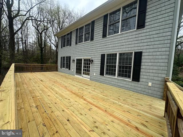 ARUNDEL PLAZA - Residential Lease