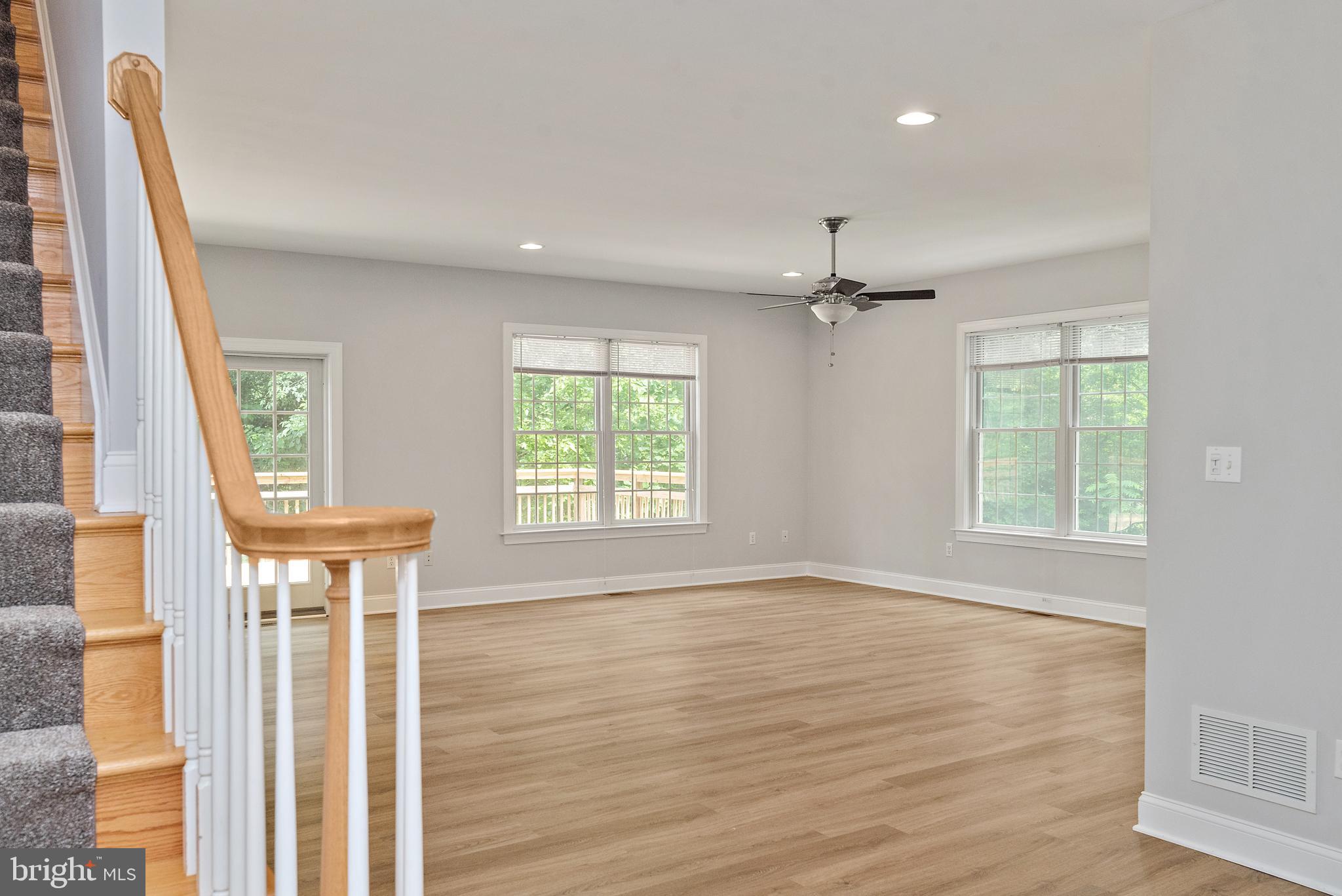 ARUNDEL PLAZA - Residential Lease