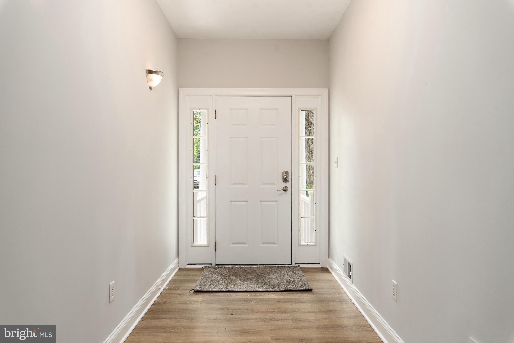 ARUNDEL PLAZA - Residential Lease