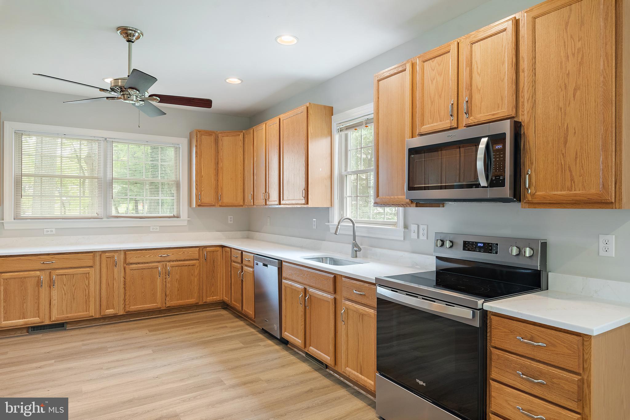 ARUNDEL PLAZA - Residential Lease