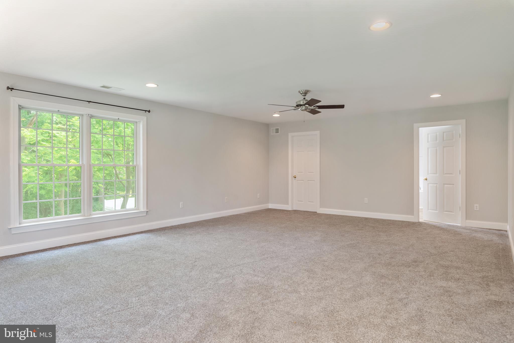 ARUNDEL PLAZA - Residential Lease