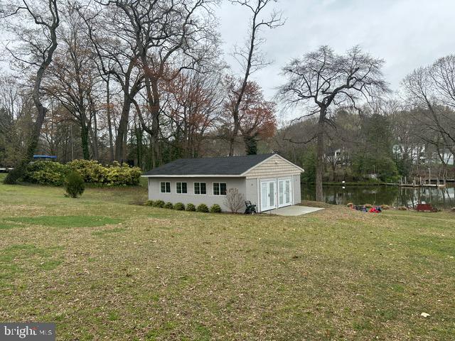 ARUNDEL PLAZA - Residential Lease