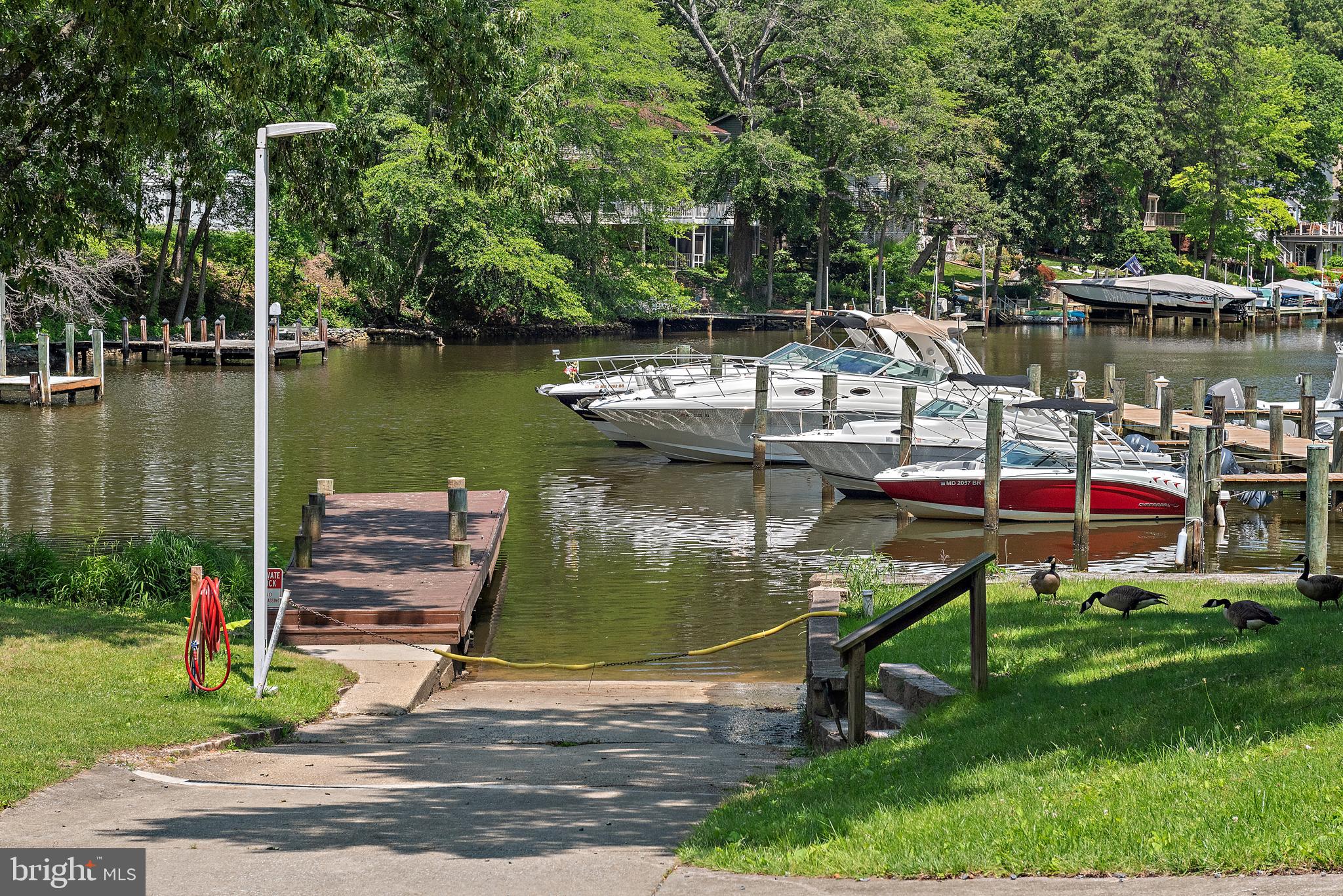 ARUNDEL PLAZA - Residential Lease