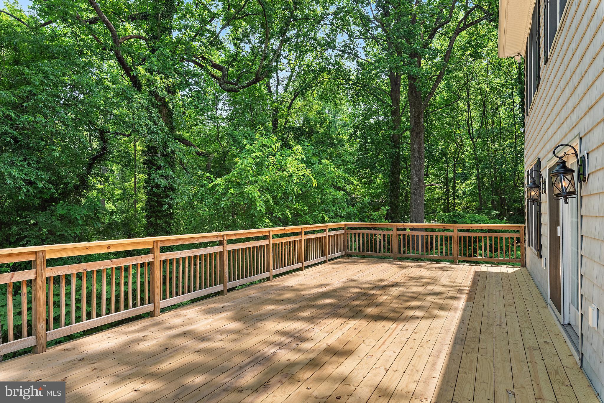 ARUNDEL PLAZA - Residential Lease