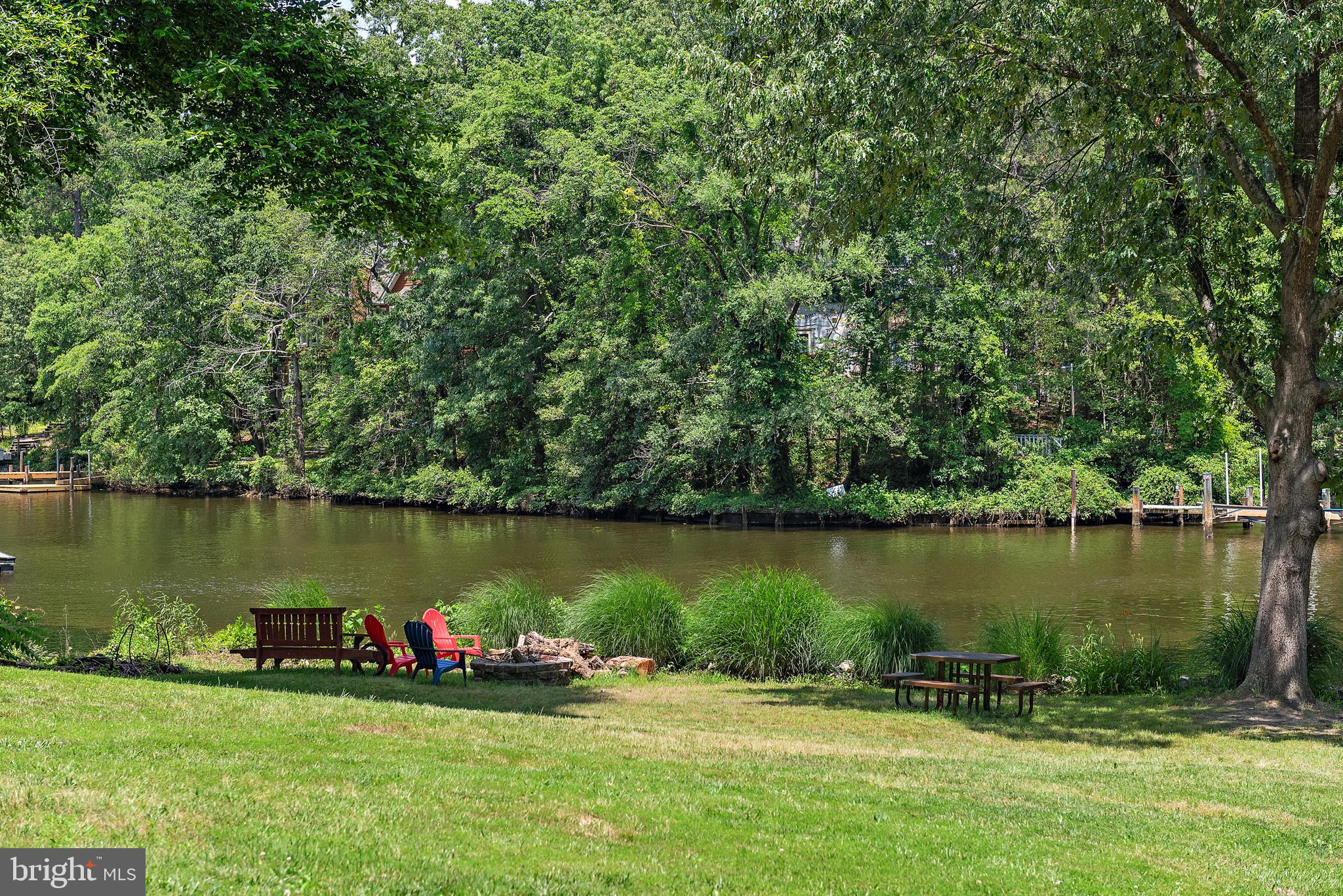 ARUNDEL PLAZA - Residential Lease