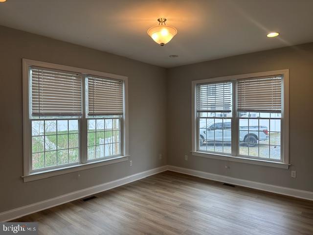 ARUNDEL PLAZA - Residential Lease