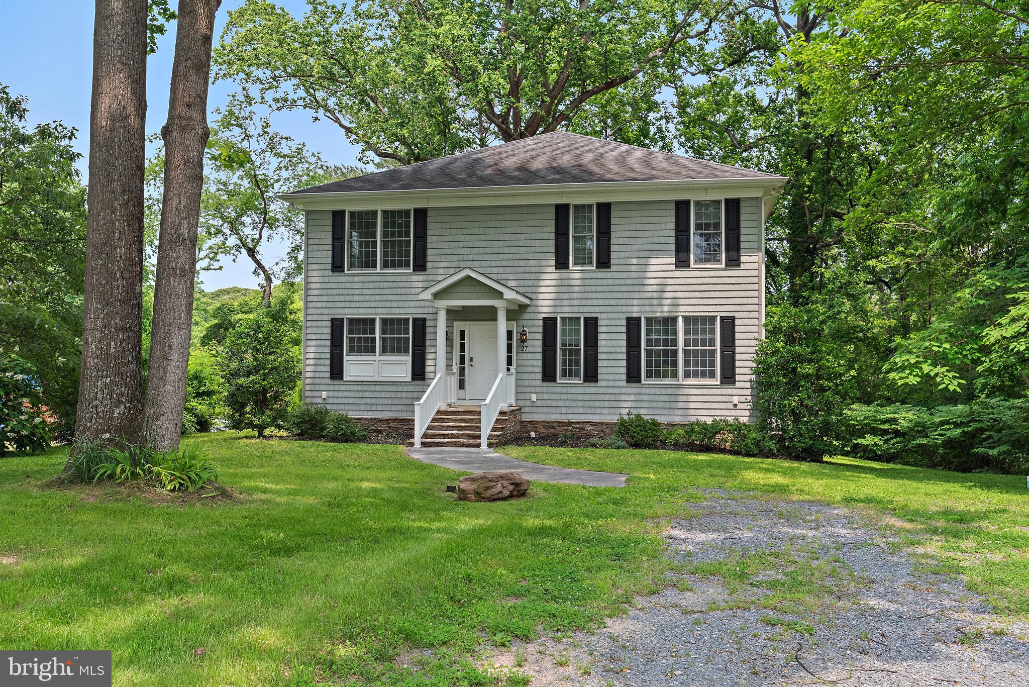 ARUNDEL PLAZA - Residential Lease