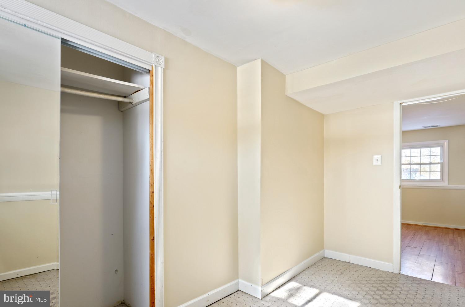 DULLES PARK - Residential