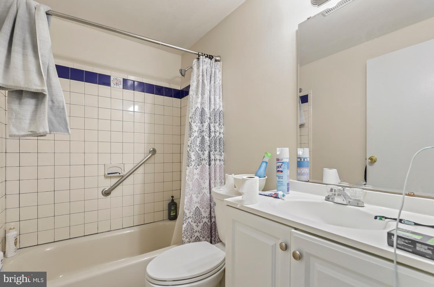 DULLES PARK - Residential