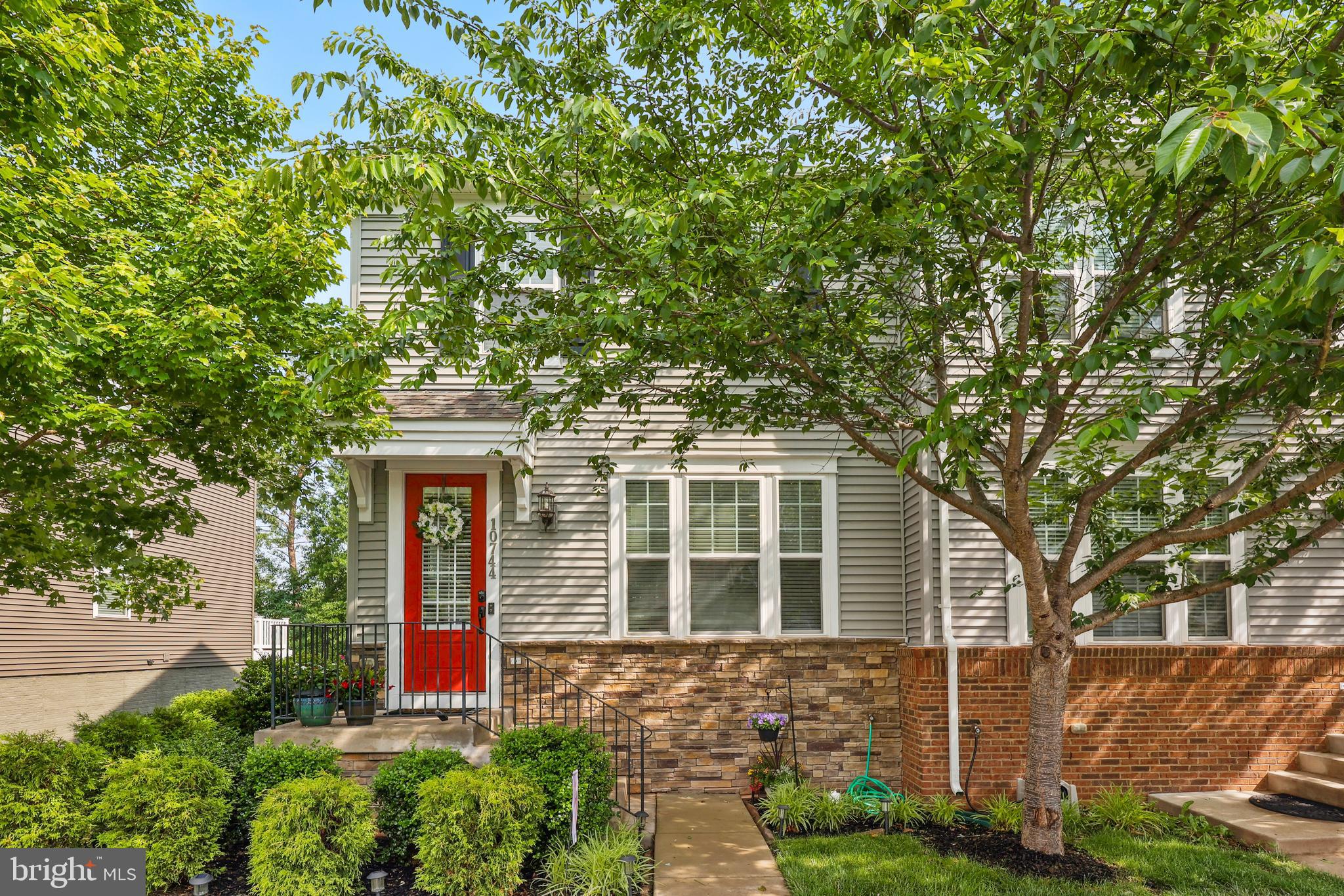 Welcome home to 10744 Hinton Way in the beautiful Bradley Square community. This stunning end unit townhome features 3 bedrooms and 3.5 bathrooms on 3 levels. Walking right into the main level you will be in awe of how open and spacious this layout is. The entire home is light and bright with tons of windows. The main level boasts a large living room that flows right into the gourmet kitchen that is a chef’s dream. Stainless steel appliances, double wall oven, electric cooktop and the beautiful blue tile backsplash to add a nice pop of color. You won’t miss the huge island with plenty of space for seating along with a large kitchen table area too. You will want to head out to the back deck as well and notice the tree view, one of the few areas in the community that does not back to other homes. The entire main level has LVP flooring too. Head to the upper level by way of the side oak staircase with wrought iron rail and you have 3 bedrooms, 2 full bathrooms and the very convenient laundry room too! This entire level also has LVP flooring. The large primary bedroom features a walk-in closet and en-suite bathroom with double sink vanity and the stand up shower with floor to ceiling large tiles. The two nicely sized secondary bedrooms share a hall bathroom. The lower level also has a full bathroom and a huge, open rec room that walks right out to the patio under the deck and backyard. Has potential to close in part of the basement and make a legal 4th bedroom with the full size window. This home is so conveniently located to commuter routes and tons of shopping and restaurants. Close to VRE and the City of Manassas. Also has 2 assigned parking spaces right out front of the home! Don’t miss this home, tour it today!