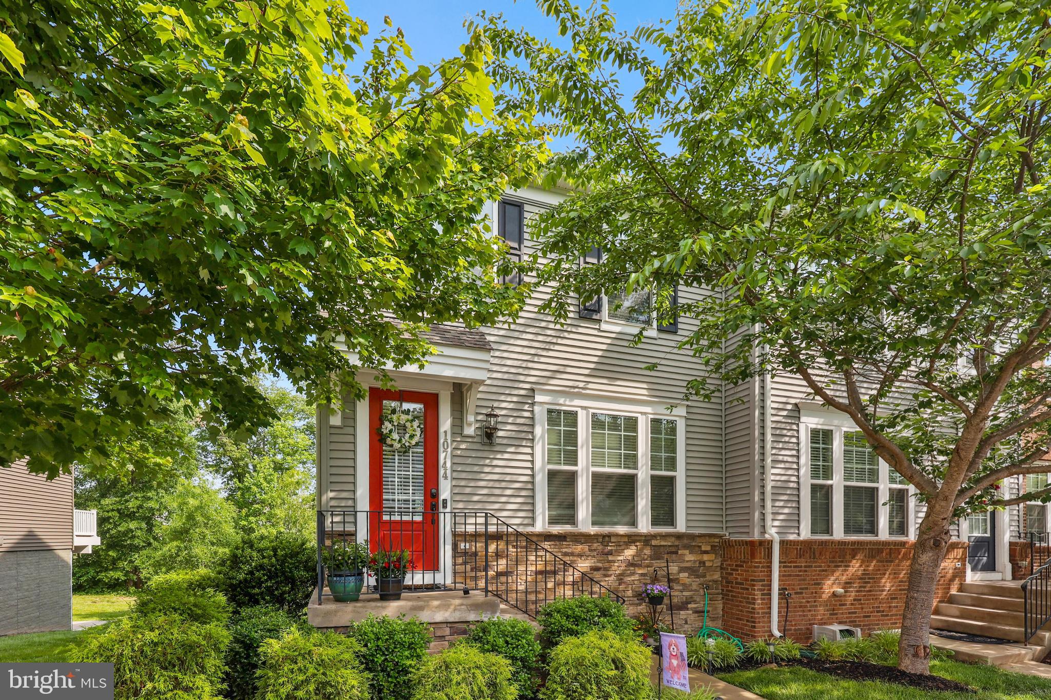 BRADLEY SQUARE - Residential