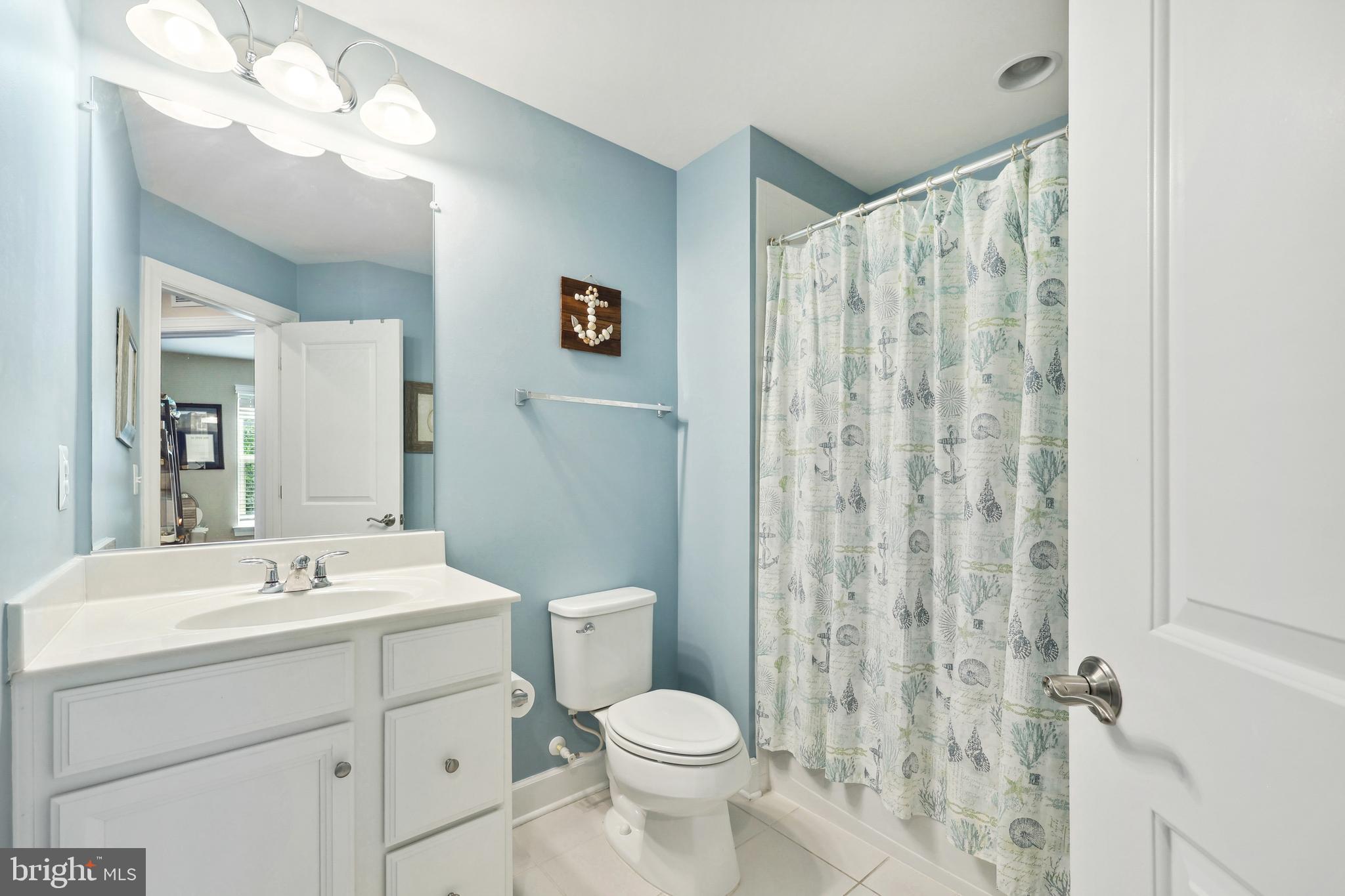 BRADLEY SQUARE - Residential