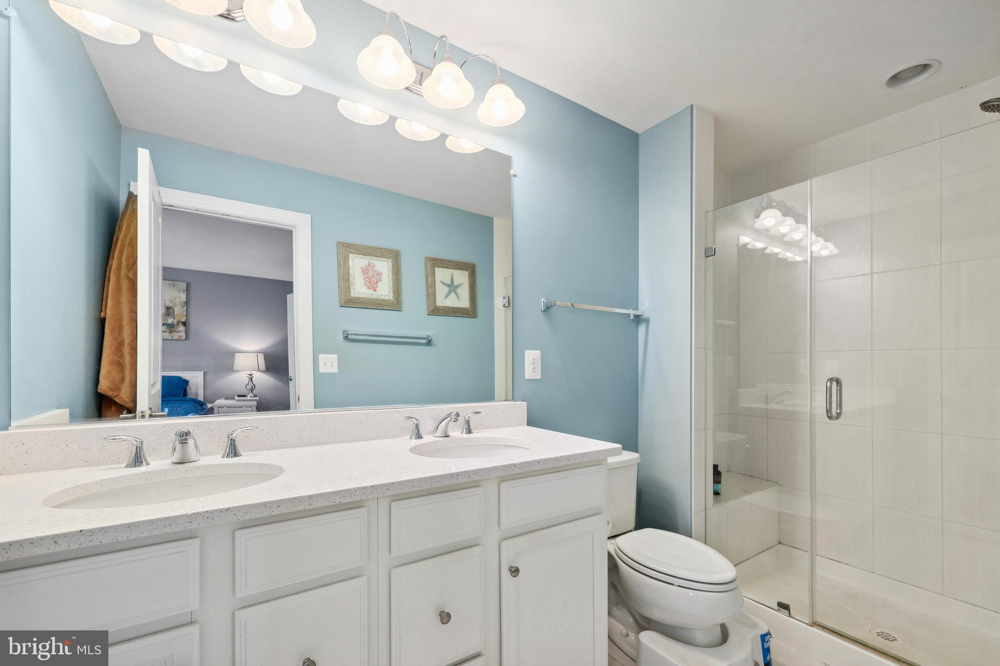 BRADLEY SQUARE - Residential