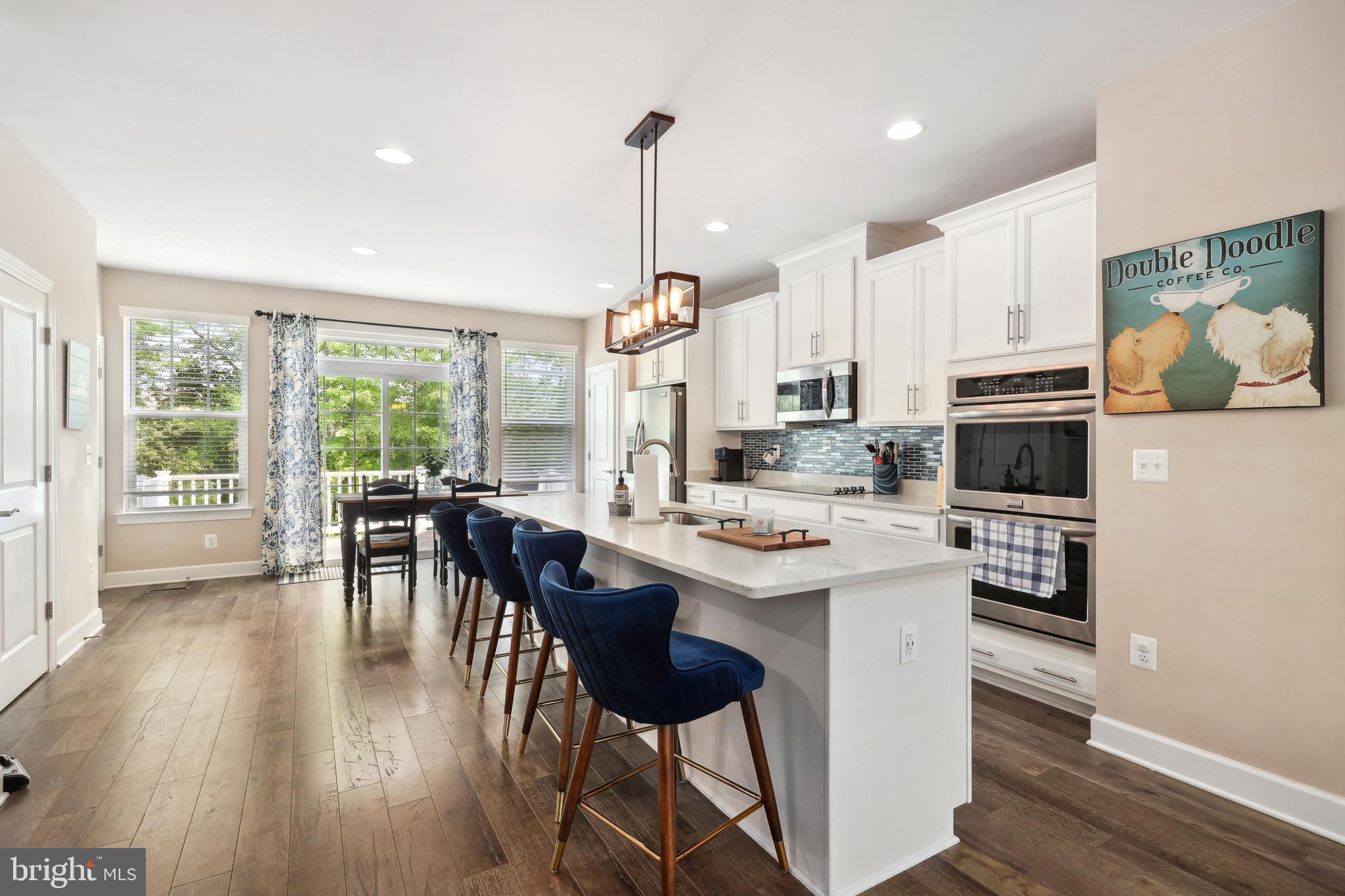 BRADLEY SQUARE - Residential