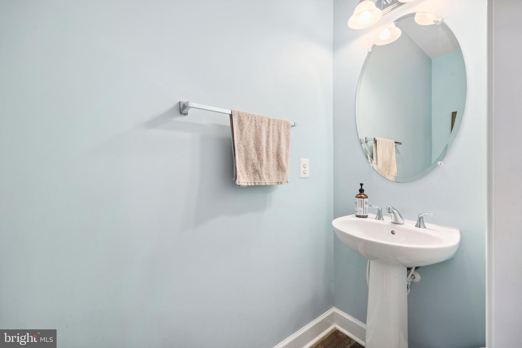 BRADLEY SQUARE - Residential