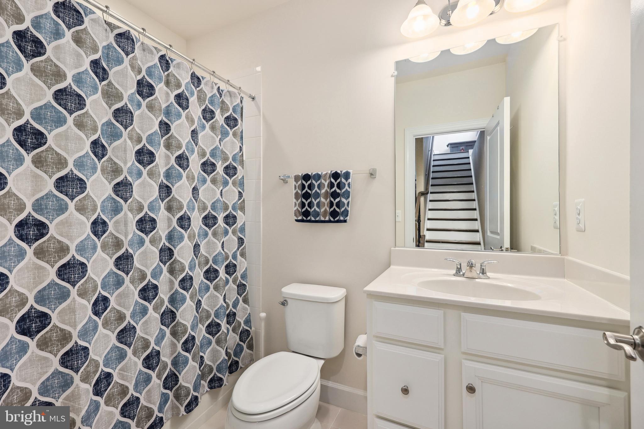 BRADLEY SQUARE - Residential