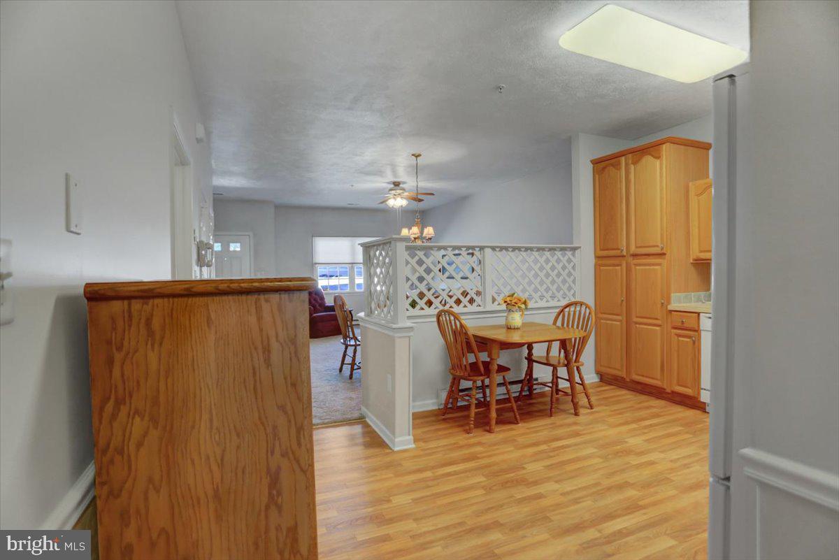 SUMMERLAND MANOR - Residential