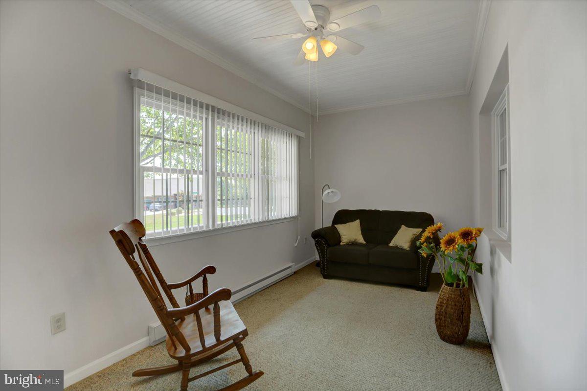 SUMMERLAND MANOR - Residential