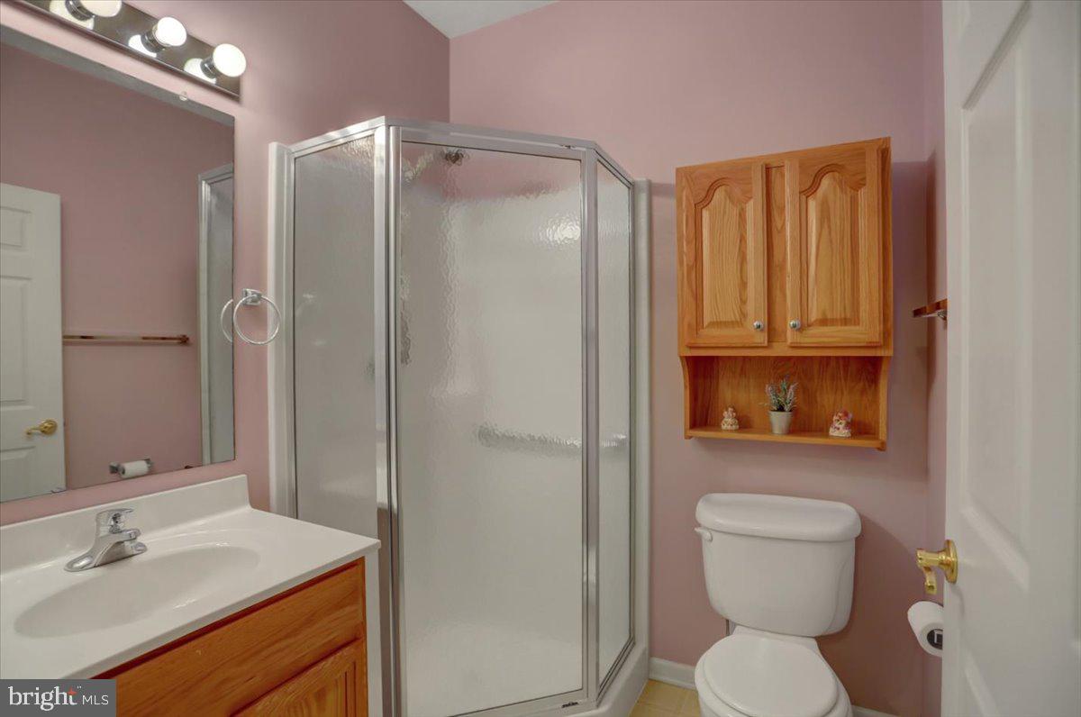 SUMMERLAND MANOR - Residential