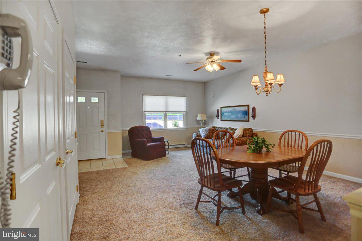 SUMMERLAND MANOR - Residential