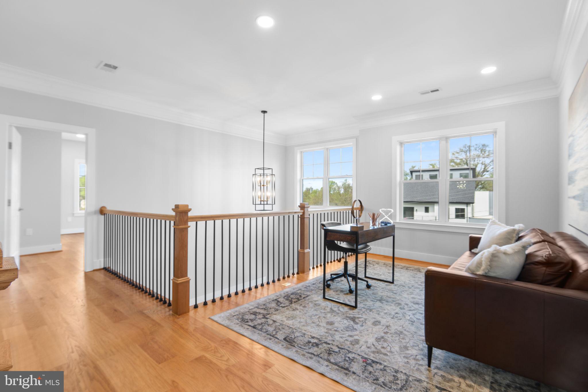 PIMMIT HILLS - Residential