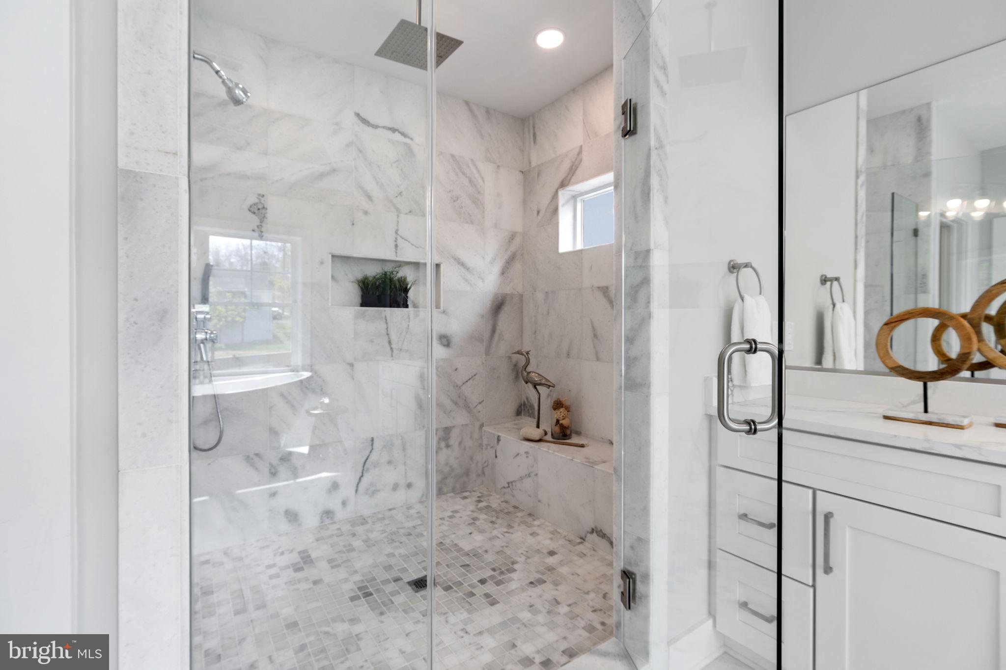 PIMMIT HILLS - Residential