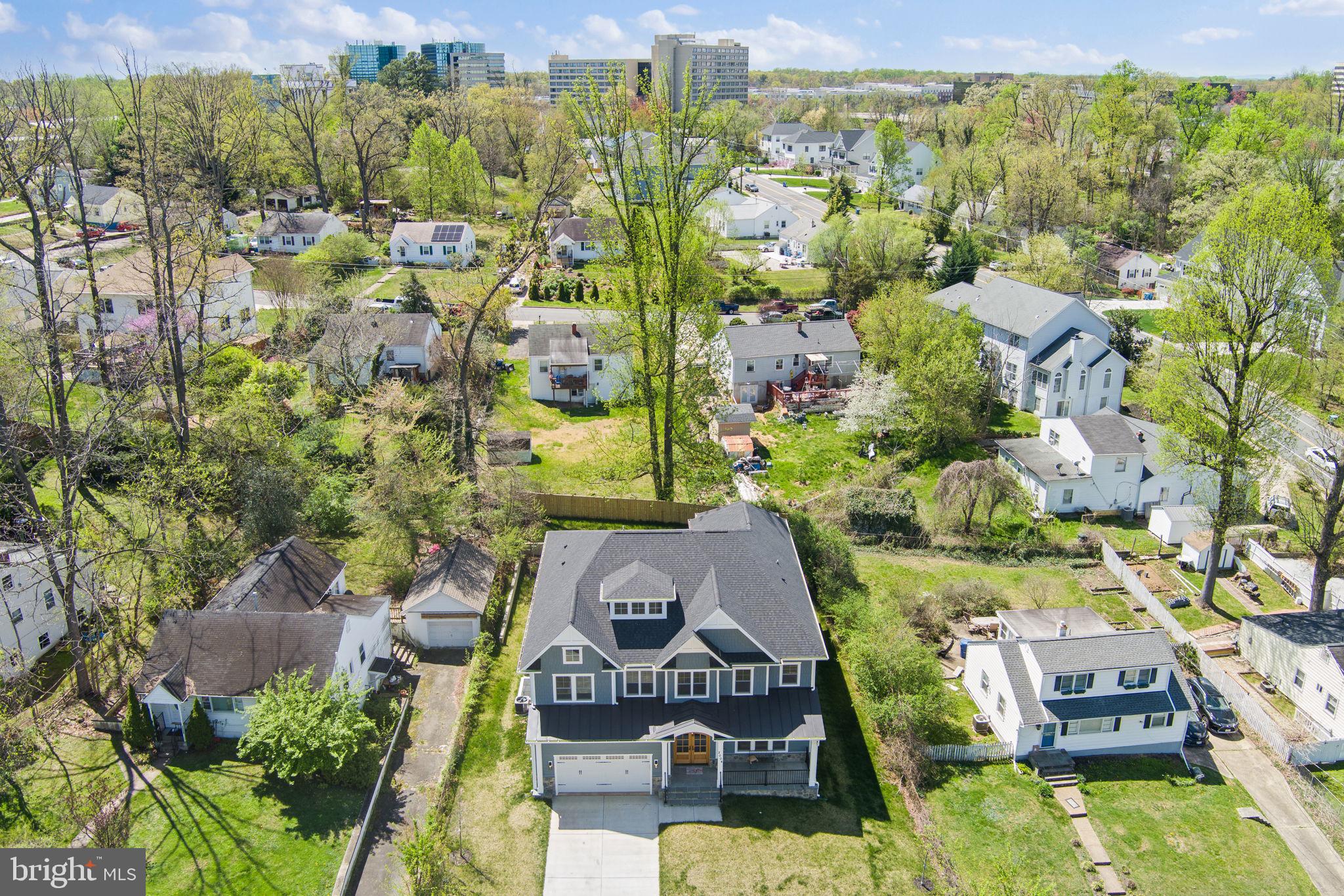 PIMMIT HILLS - Residential