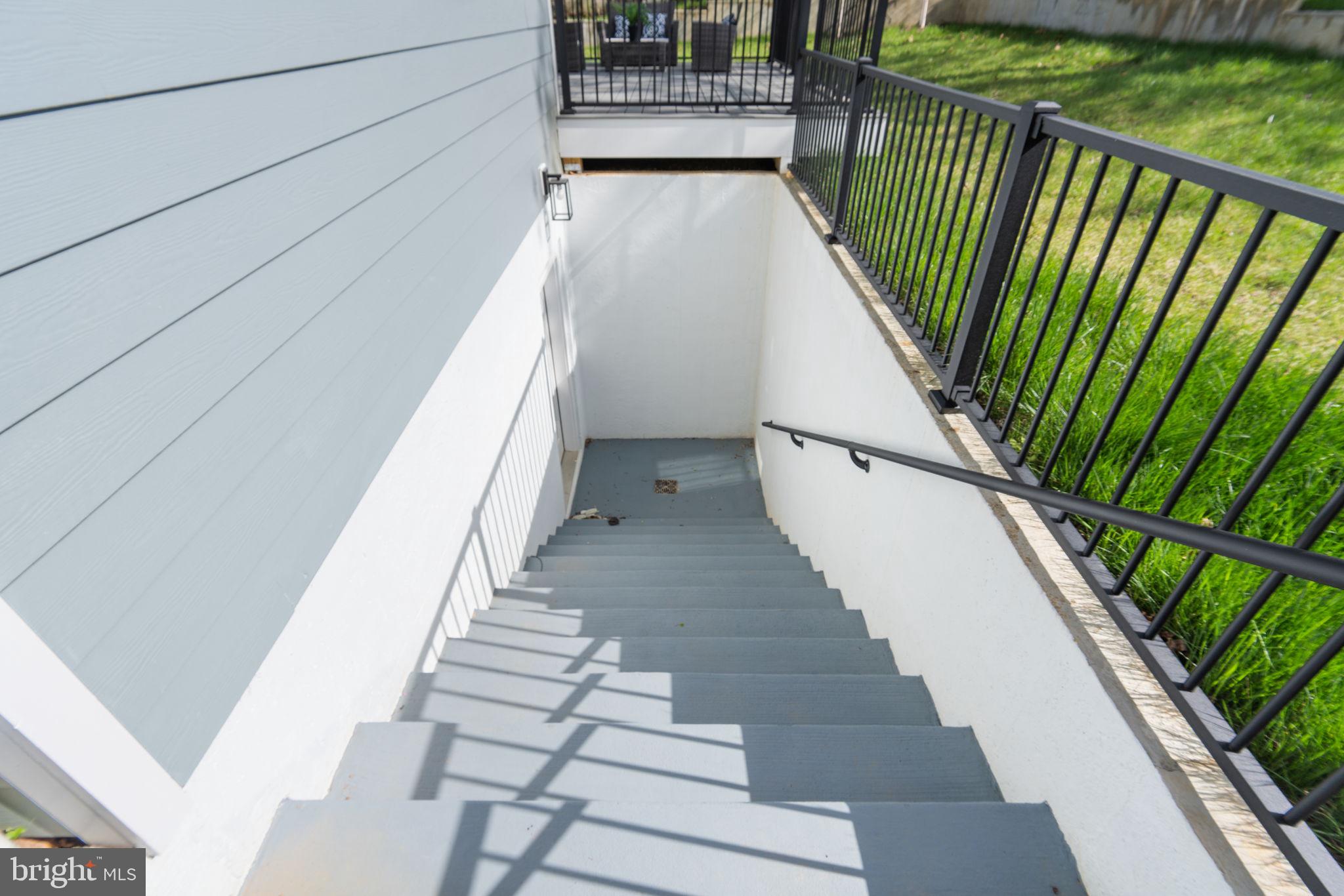 PIMMIT HILLS - Residential