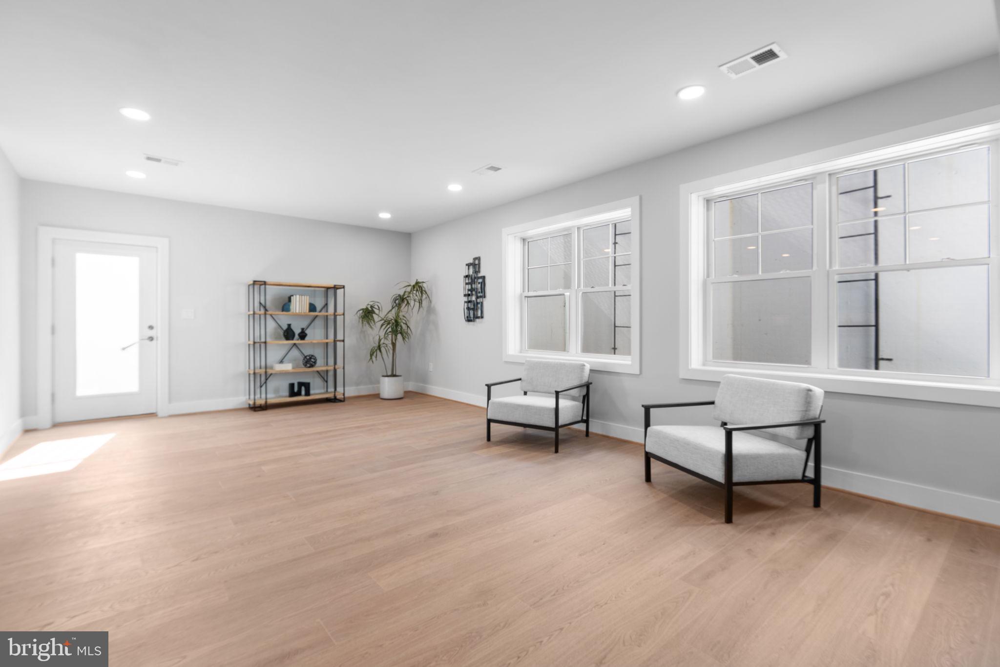 PIMMIT HILLS - Residential