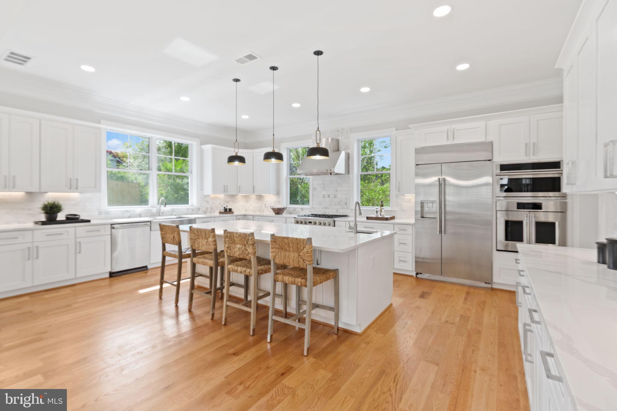 PIMMIT HILLS - Residential