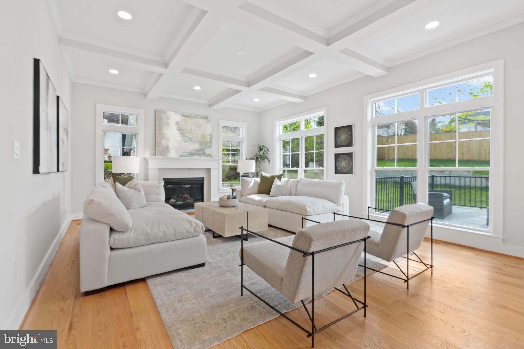 PIMMIT HILLS - Residential