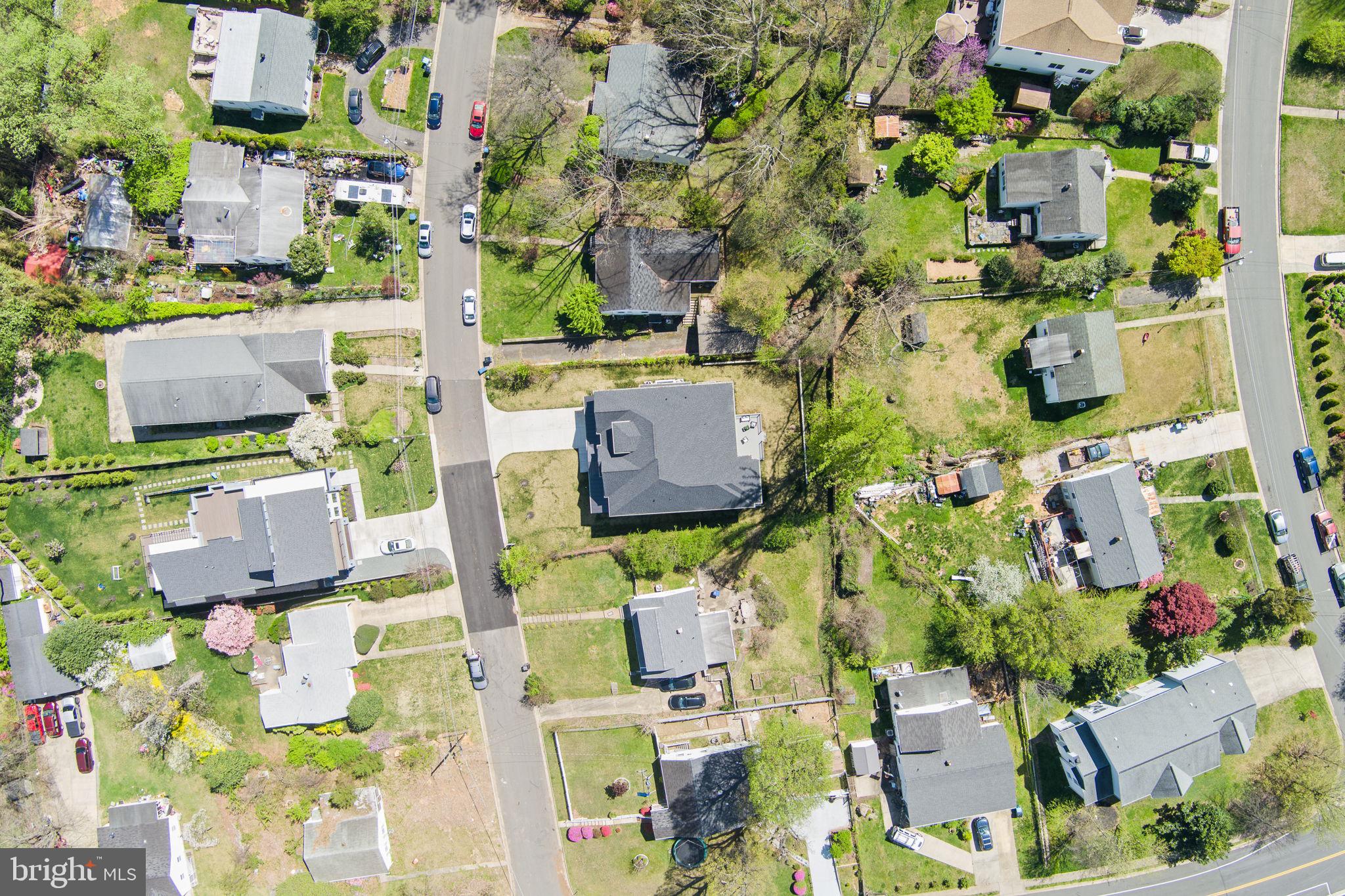 PIMMIT HILLS - Residential