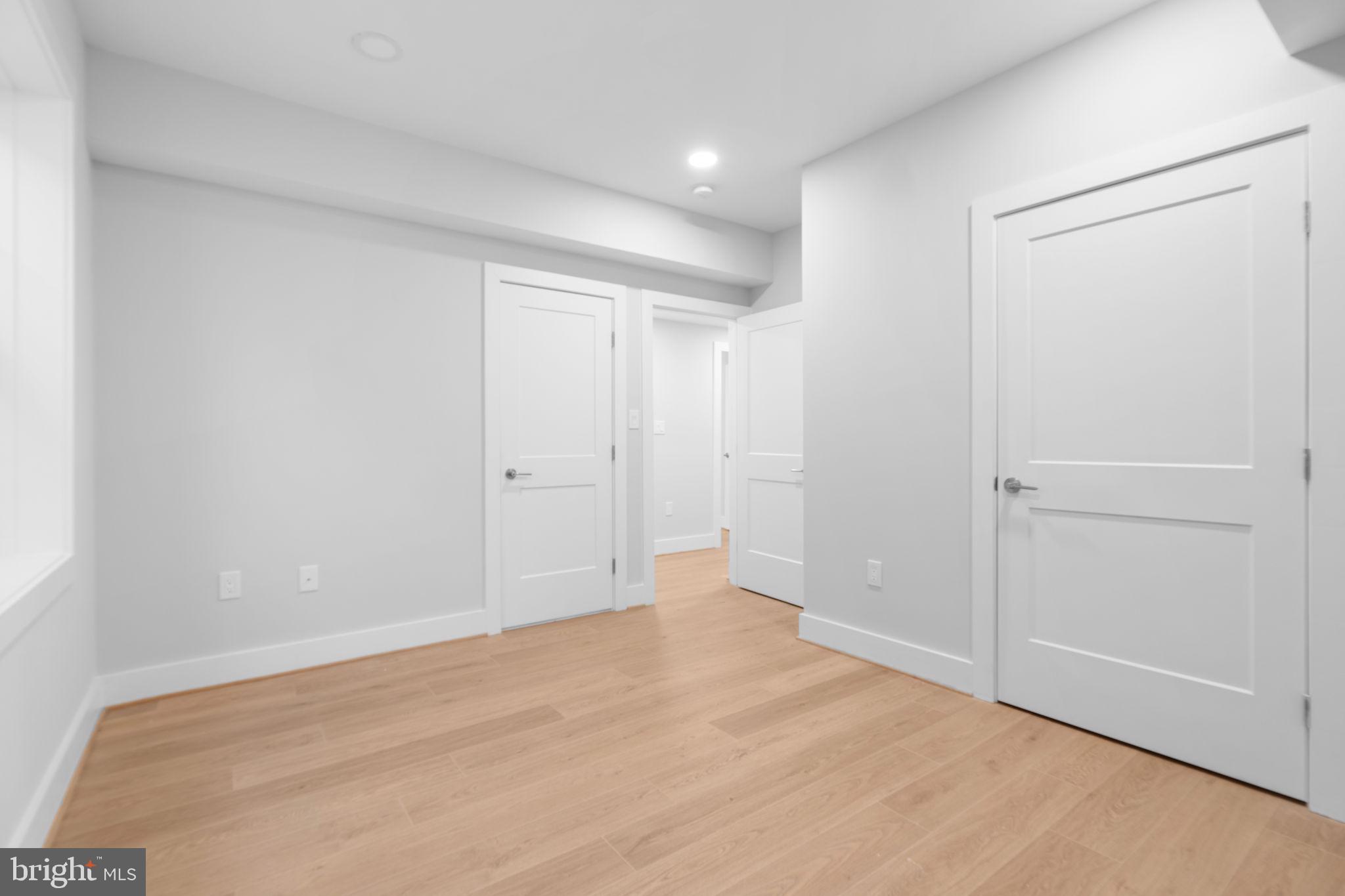 PIMMIT HILLS - Residential